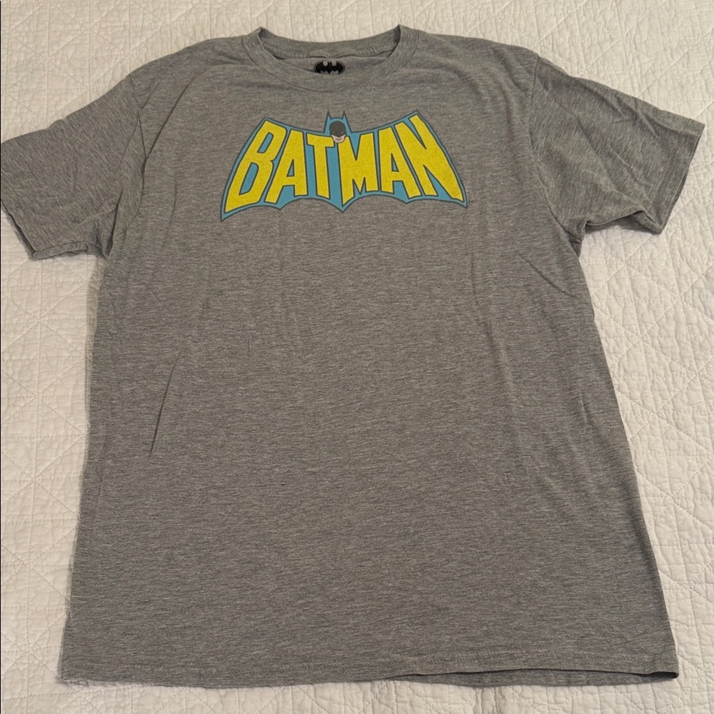 Batman Gray T-Shirt Size Large